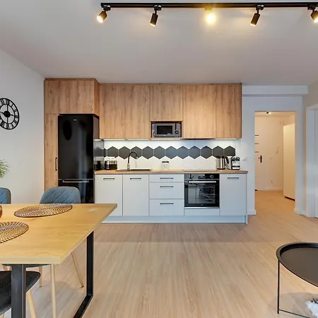 Chwarzno Viii Apartament *