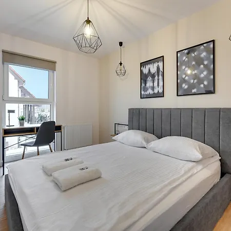 Chwarzno Viii Apartament *
